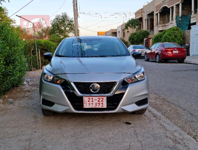 نیسان ڤێرسا